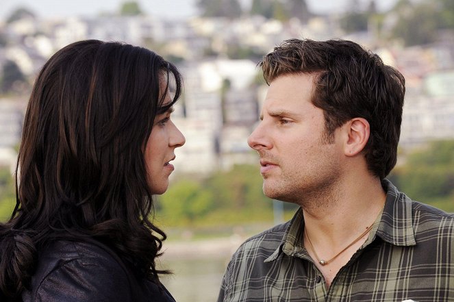 Psych - One, Maybe Two, Ways Out - Photos - Franka Potente, James Roday Rodriguez