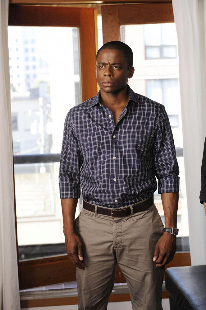 Psych - Extradition II: The Actual Extradition Part - Photos - Dulé Hill