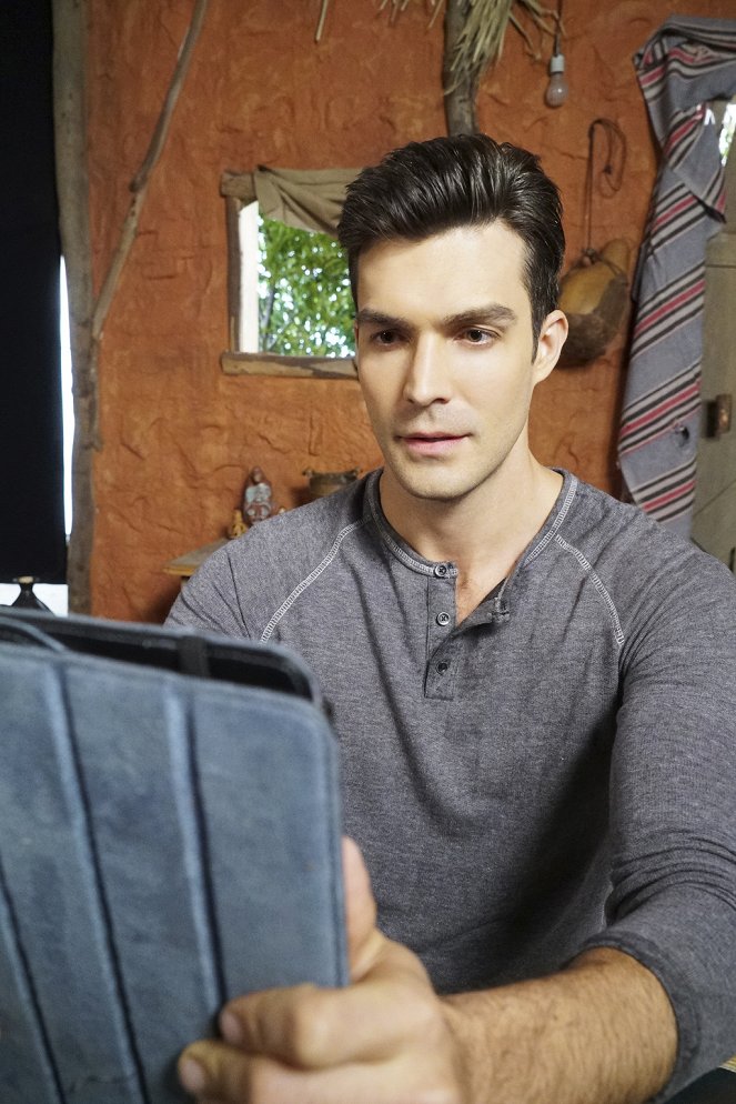 Baby Daddy - Homecoming and Going - Van film - Peter Porte