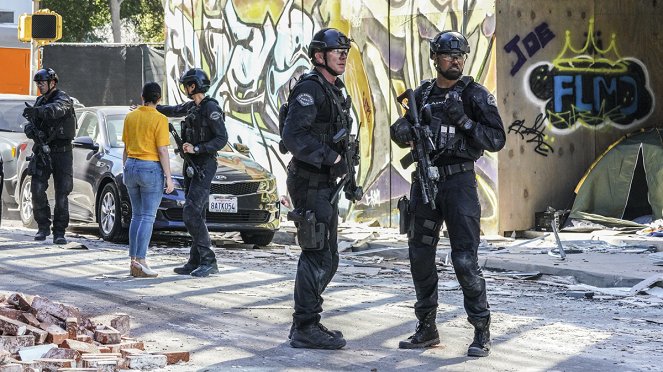 S.W.A.T. - Shaky Town - Photos - Shemar Moore