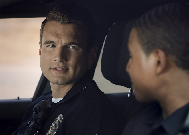 S.W.A.T. - Shaky Town - Photos - Alex Russell