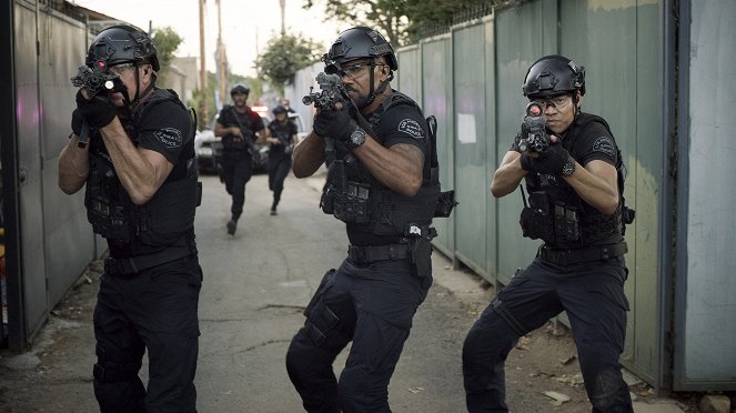 S.W.A.T. - Omega One - Filmfotos - Shemar Moore, David Lim