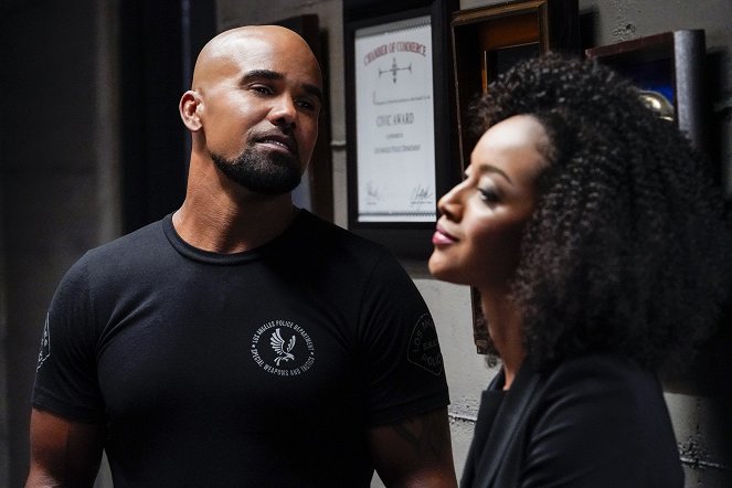 S.W.A.T. - Fire and Smoke - Photos - Shemar Moore
