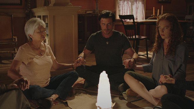 Midnight, Texas - To Witch Hell and Back - Photos
