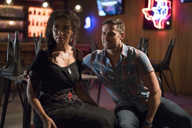 Midnight, Texas - Season 2 - To Witch Hell and Back - Photos
