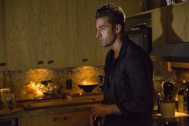 Królestwo zwierząt - Dead to Me - Z filmu - Scott Speedman