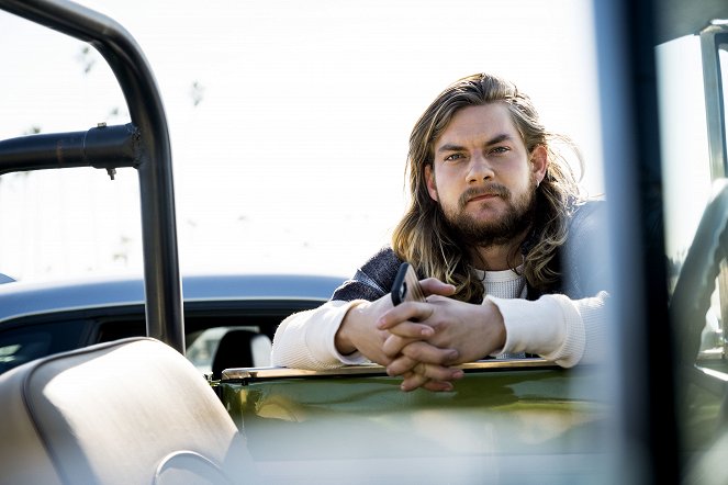 Animal Kingdom - Eröffnungsparty - Werbefoto - Jake Weary