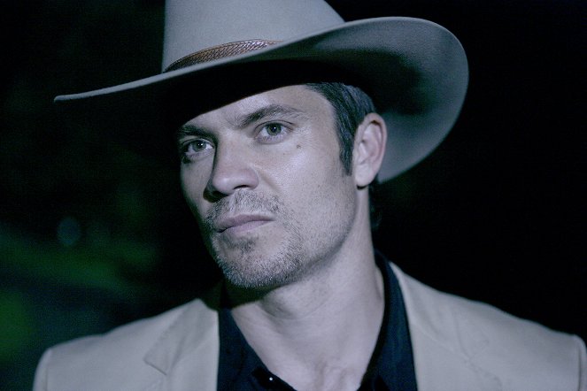Justified - Season 1 - Fire in the Hole - Photos - Timothy Olyphant
