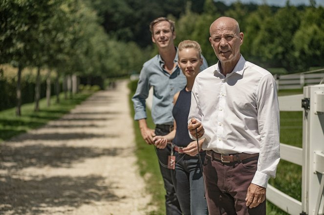 Bouřlivé léto - Z filmu - Max von Thun, Valerie Huber, Heiner Lauterbach