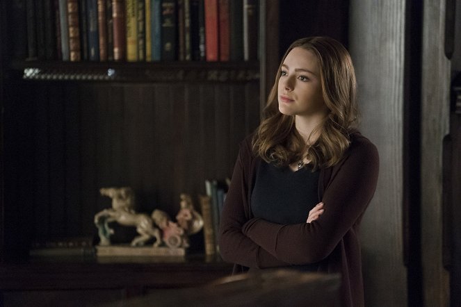 The Originals - Season 5 - The Tale of Two Wolves - Photos - Danielle Rose Russell