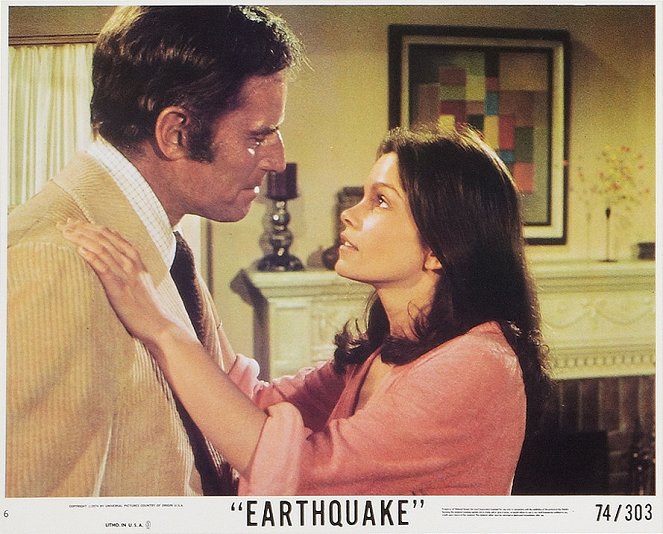 Earthquake - Lobby Cards - Charlton Heston, Geneviève Bujold