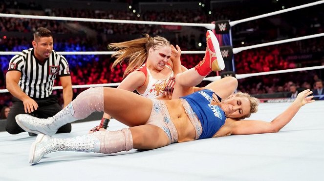WWE Survivor Series - De la película - Ronda Rousey, Ashley Fliehr