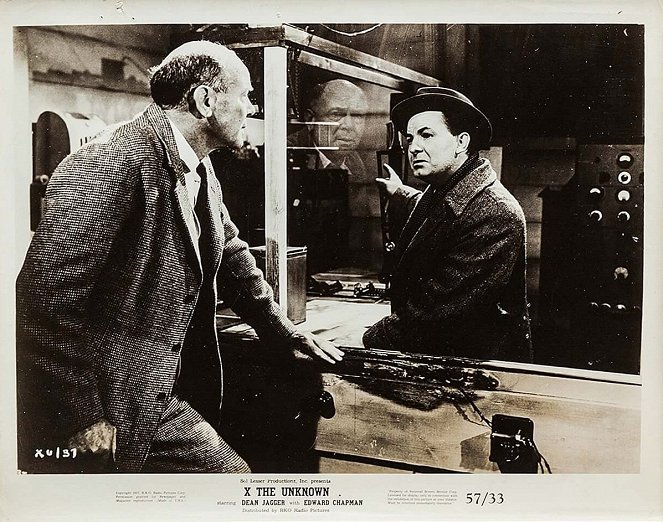 Lo desconocido - Fotocromos - Dean Jagger, Leo McKern