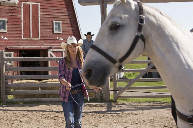 Heartland - Paradies für Pferde - Wider besseren Wissens - Filmfotos - Amber Marshall