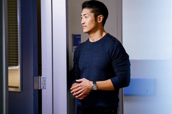 Chicago Med - Season 4 - Lesser of Two Evils - Photos - Brian Tee