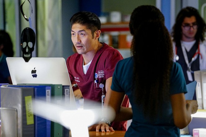 Chicago Med - Lesser of Two Evils - Photos - Brian Tee