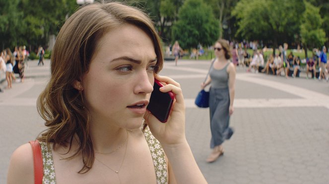 God Friended Me - Season 1 - Error Code 1.61 - Van film - Violett Beane