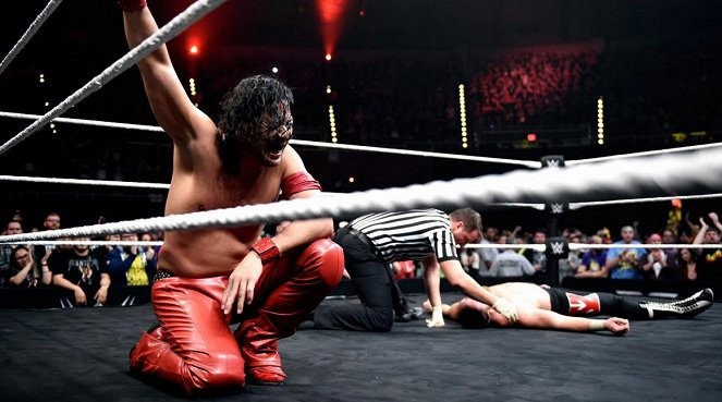NXT TakeOver: Dallas - Z filmu - Shinsuke Nakamura