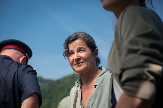 Země zločinu - Der Tote im See - Z filmu - Maria Hofstätter