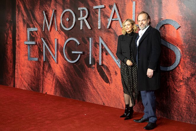 Mortal Engines - Événements - Global premiere of MORTAL ENGINES on Tuesday, November 27th at Cineworld IMAX Leicester Square