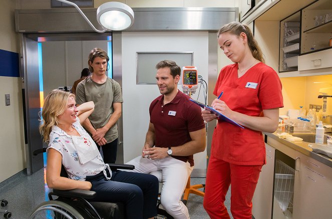 In aller Freundschaft – Die Krankenschwestern - Season 1 - Vertrauen - Photos