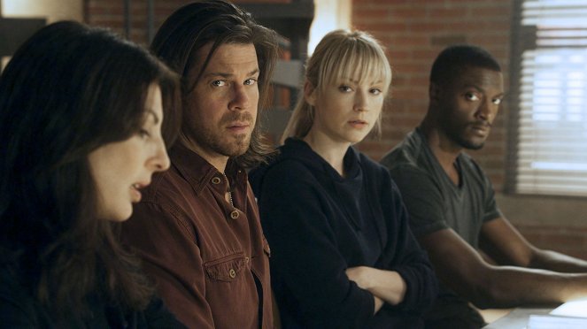 Leverage - The Morning After Job - Photos - Christian Kane