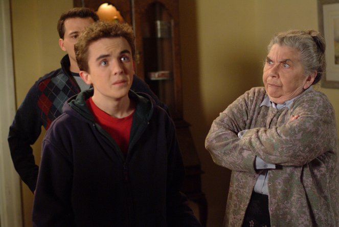 Malcolm in the Middle - Season 5 - Malcolm Dates a Family - Photos - Frankie Muniz