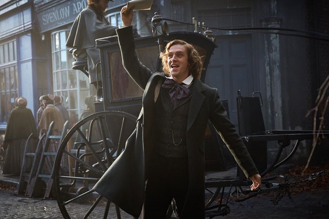 Charles Dickens: Der Mann, der Weihnachten erfand - Filmfotos - Dan Stevens