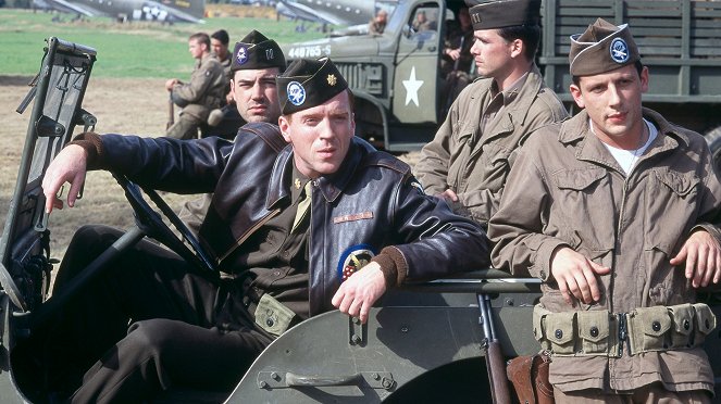 Band of Brothers - Points - Photos - Ron Livingston, Damian Lewis, Matthew Settle, Ross McCall