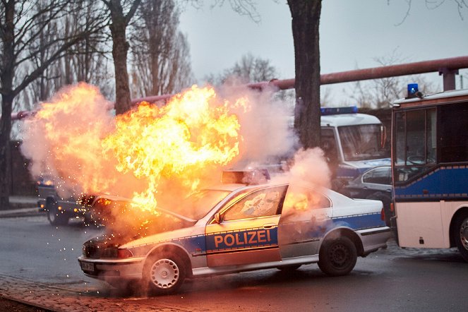 Alarm für Cobra 11 - Die Autobahnpolizei - Season 20 - Lockdown - Photos