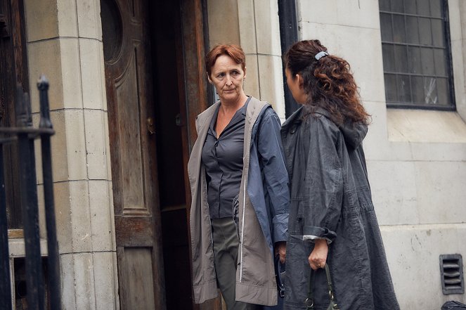 Killing Eve - I'll Deal With Him Later - Photos - Fiona Shaw