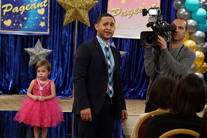 Baby Daddy - The Love Seat - Photos - Tahj Mowry