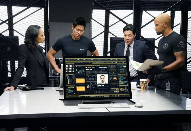 S.W.A.T. - 1000 Joules - De la película - David Lim, Shemar Moore