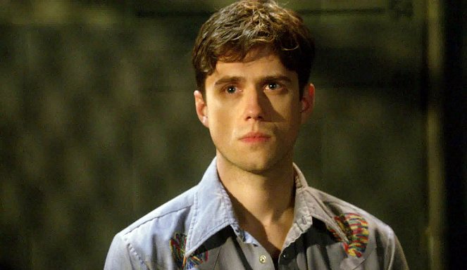 Law & Order: Special Victims Unit - Beef - Photos - Aaron Tveit