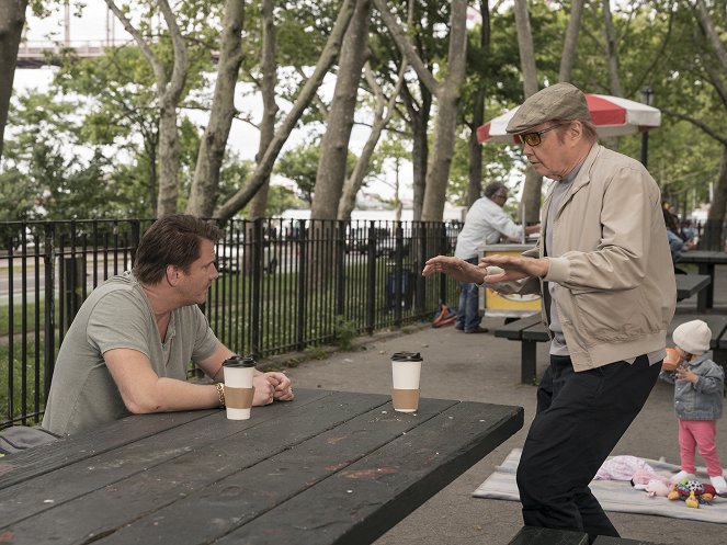 Ray Donovan - Season 6 - Ellis Island - Do filme - Dash Mihok, Jon Voight