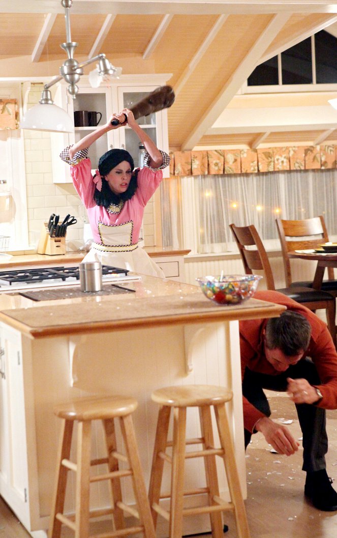 Desperate Housewives - Season 7 - Excited and Scared - Photos - Teri Hatcher