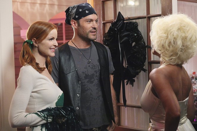Desperate Housewives - Season 7 - Excited and Scared - Photos - Marcia Cross, Brian Austin Green