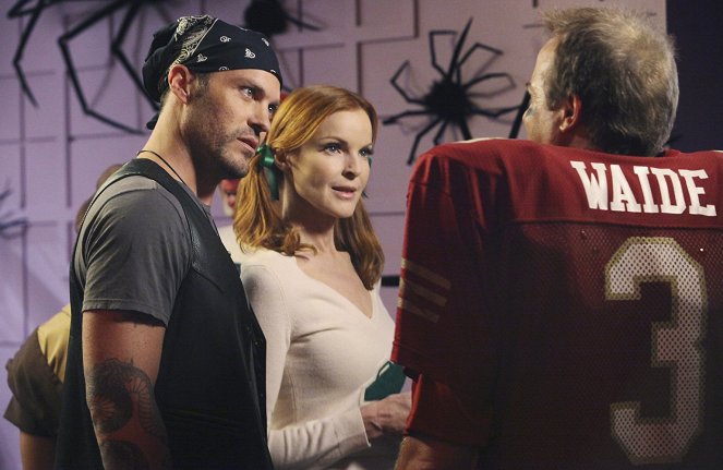 Gotowe na wszystko - Ekscytacja i strach - Z filmu - Brian Austin Green, Marcia Cross