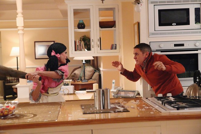 Desperate Housewives - Excited and Scared - Photos - Teri Hatcher, Mark Moses