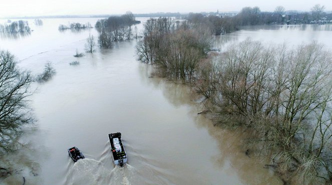Das Jahrhunderthochwasser - Flutwelle durch Nordrhein-Westfalen - Film