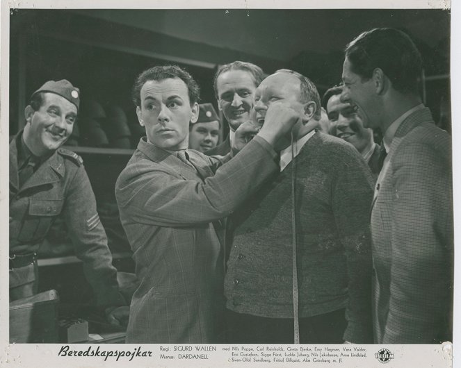 Beredskapspojkar - Lobby Cards - Nils Poppe