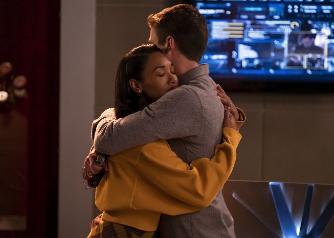 The Flash - What's Past Is Prologue - Photos - Candice Patton