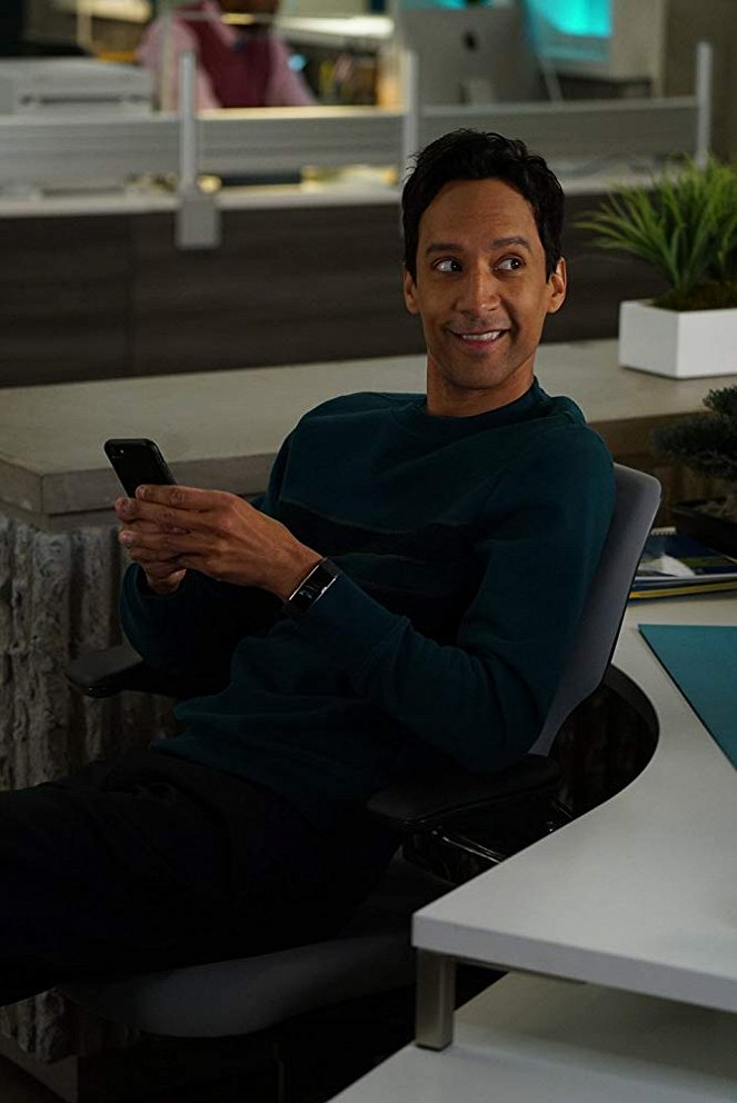 Powerless - No Consequence Day - Filmfotók - Danny Pudi