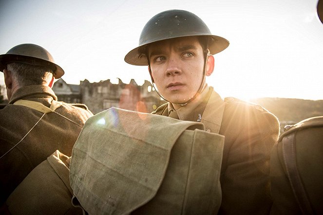 Men of Honor - Film - Asa Butterfield