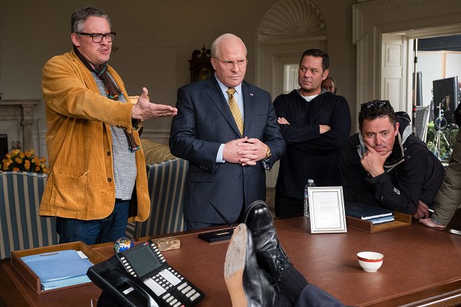 Viceprezident - Z nakrúcania - Adam McKay, Christian Bale