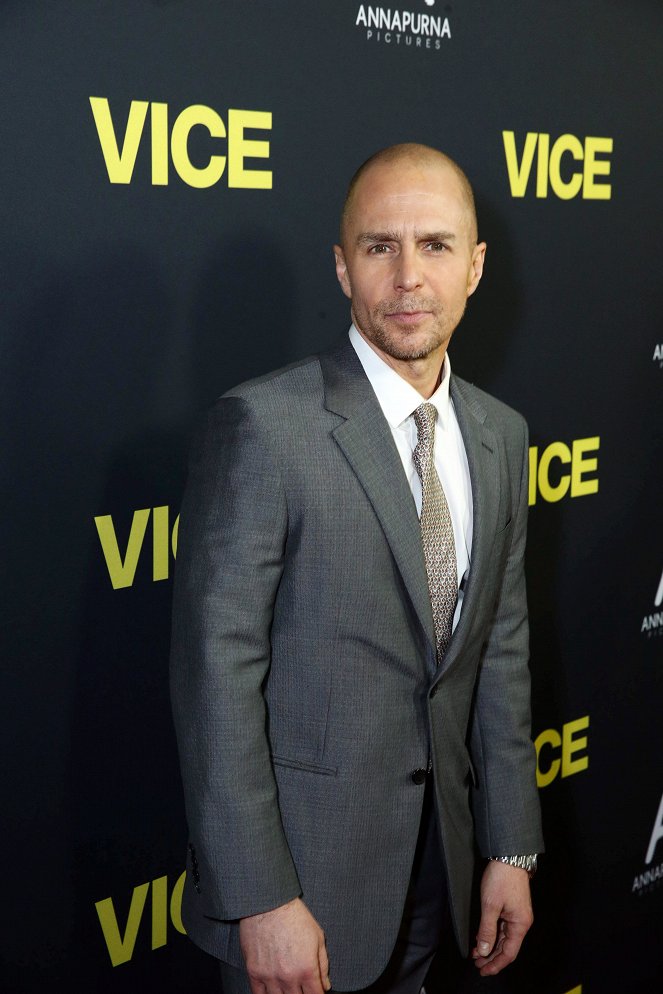 Viceprezident - Z akcií - World Premiere of VICE at the Samuel Goldwyn Theater at the Academy of Motion Picture Arts & Sciences on December 11, 2018 - Sam Rockwell