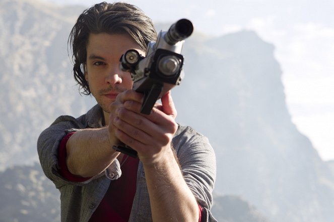 Primeval - Rückkehr der Urzeitmonster - Season 5 - Das Ende der Zukunft (2) - Filmfotos - Andrew Lee Potts