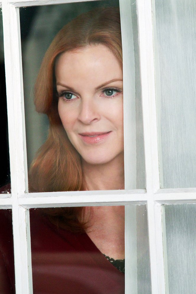 Desperate Housewives - Farewell Letter - Photos - Marcia Cross
