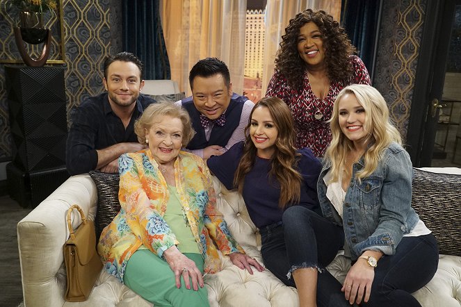 Young & Hungry - Season 5 - Young & Vegas Baby - Making of