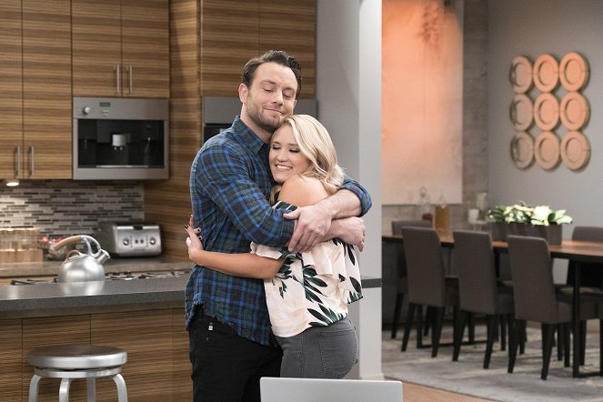 Young & Hungry - Young & Mexico, Part 1 - Filmfotos - Jonathan Sadowski, Emily Osment